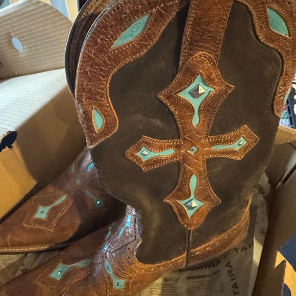 Ariat Brown and Teal cowboy boots - Picture 1 of 7